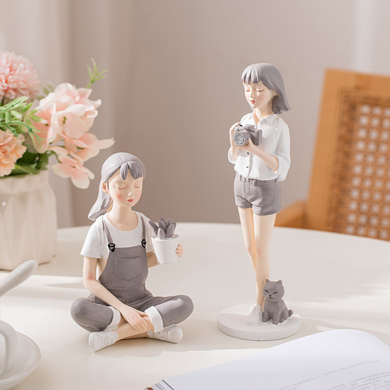 Creative Nordic Cute Girl Resi - Nutcracker Figurine ulasan dan harga